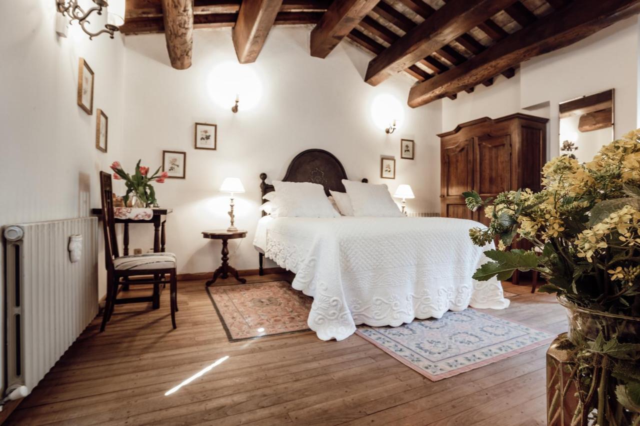 B&B Casatorre Saludecio Eksteriør bilde
