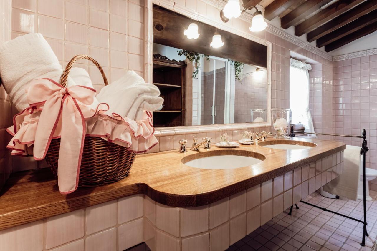 B&B Casatorre Saludecio Eksteriør bilde